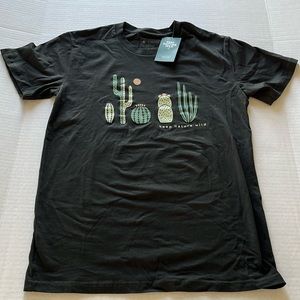 NWT Keep Nature Wild Cactus Tshirt Sz Small Unisex Soft Dark Green